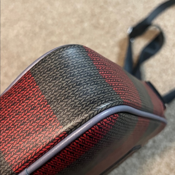 🎃 BUCKLE-DOWN Freddy Krueger Ready or Not Crossbody Bag. NWOT - Picture 8 of 10